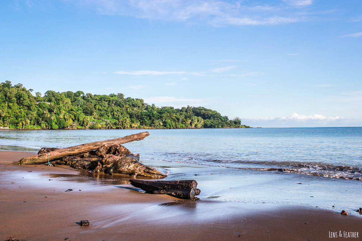 Strand bei Agujitas in Costa Rica