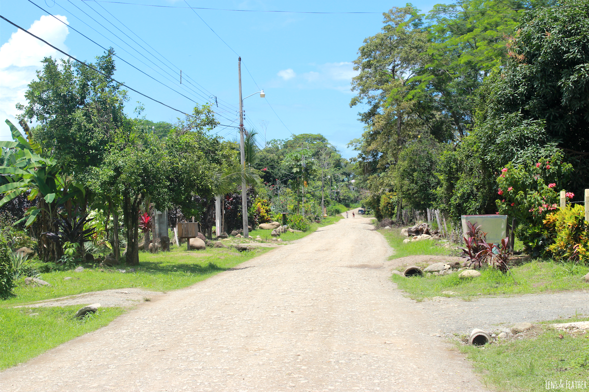 Auf dem Weg zum Strand in Bahía