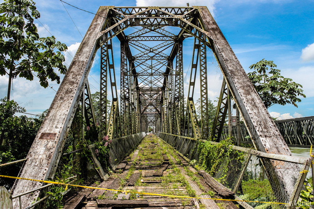 Alte Brücke an der Grenze Costa Rica Panama