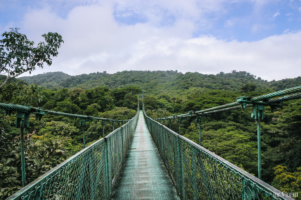 Lange Hängebrücke in Monteverde Costa Rica