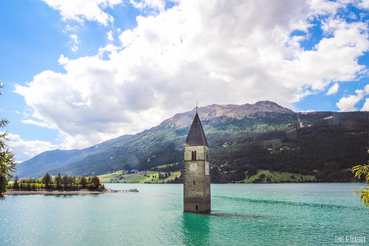 Der Kirchturm im Reschensee